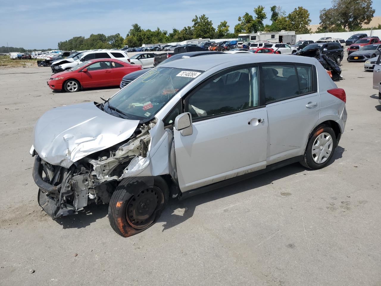 2010 Nissan Versa s