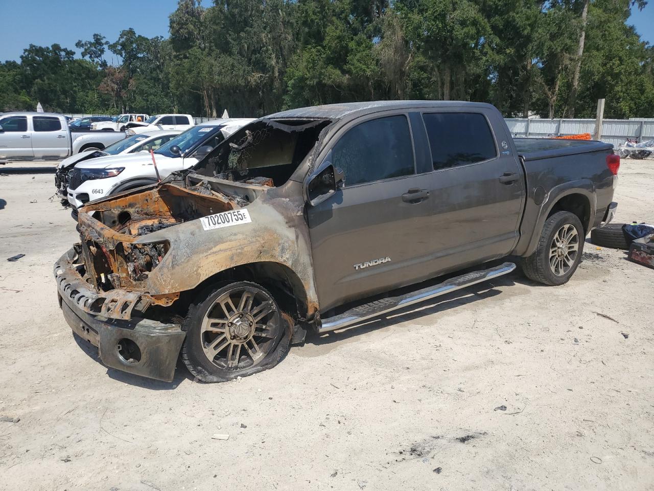 2013 Toyota Tundra cre