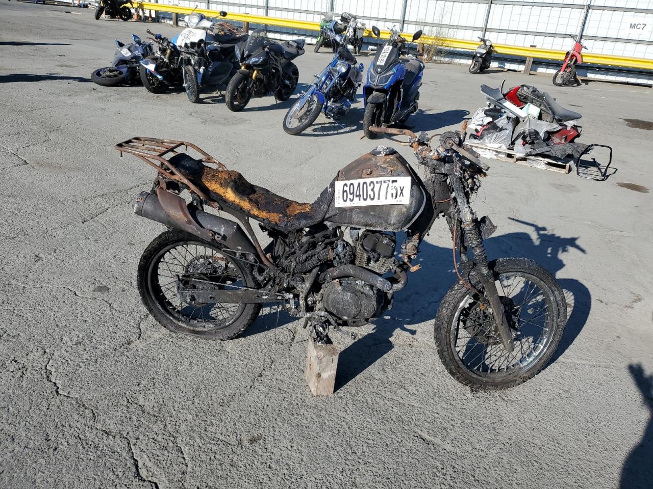2023 Honda Xr150l e