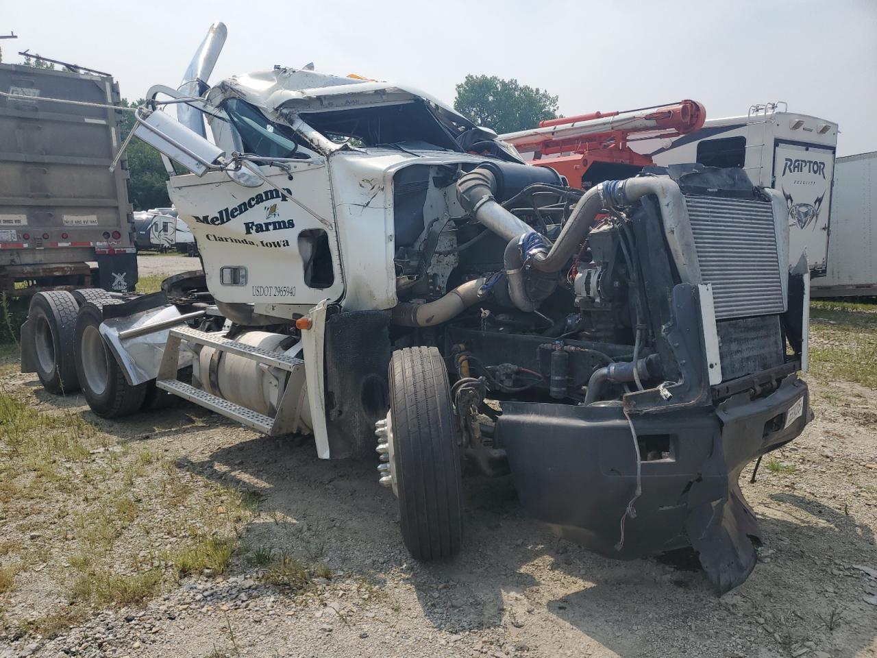 Freightliner Conventional fld120