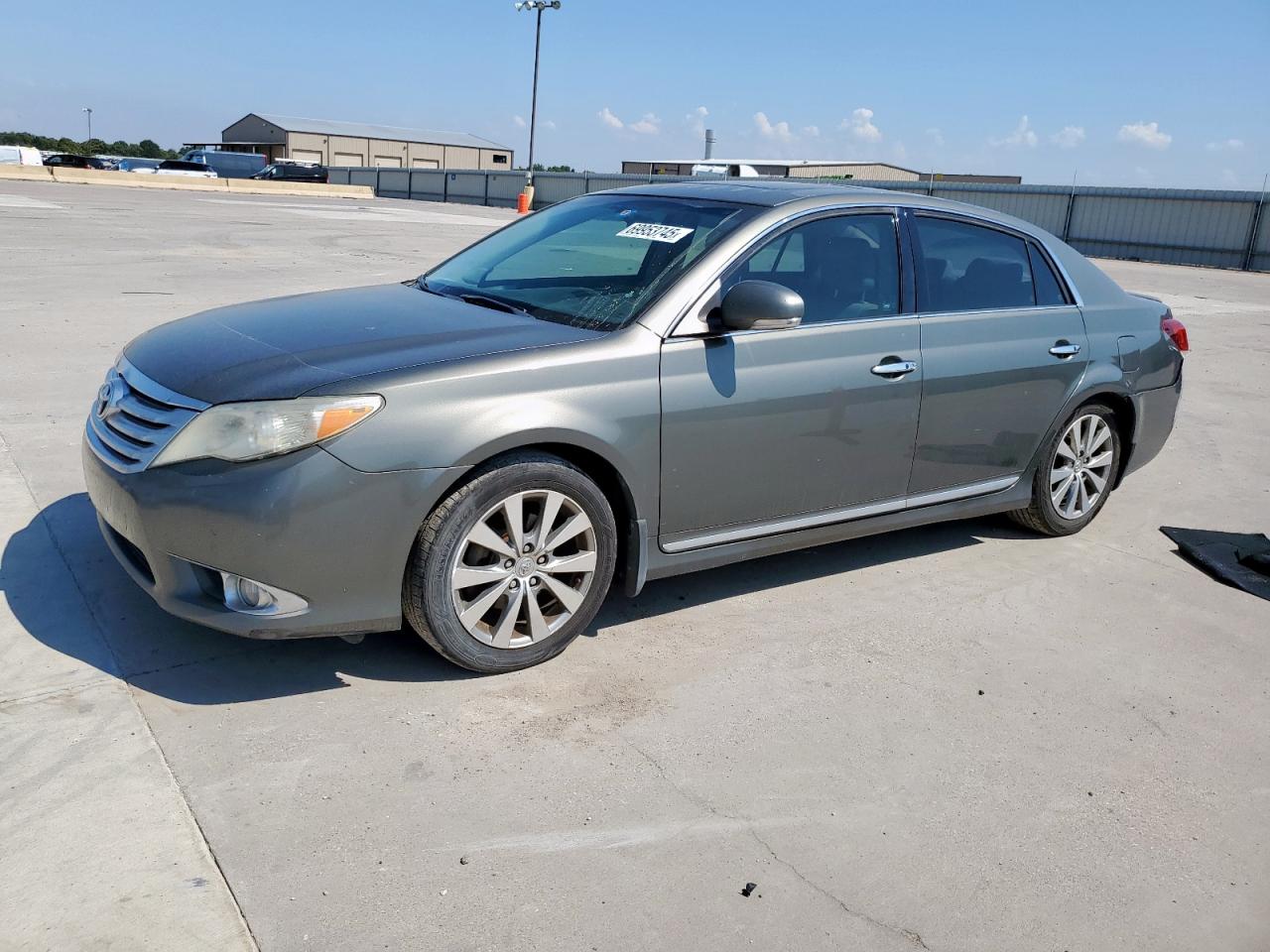 2011 Toyota Avalon bas