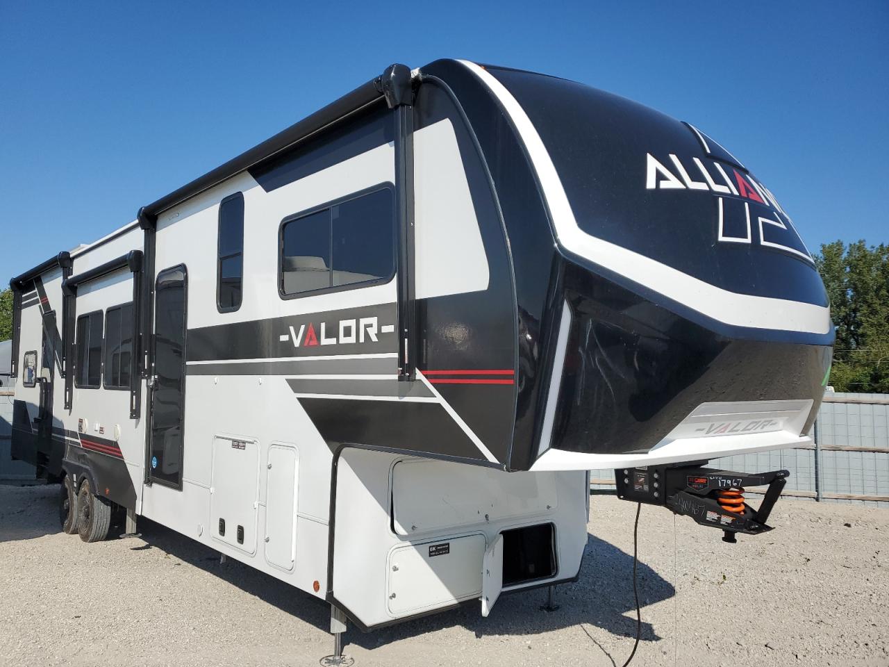 Valo Trailer