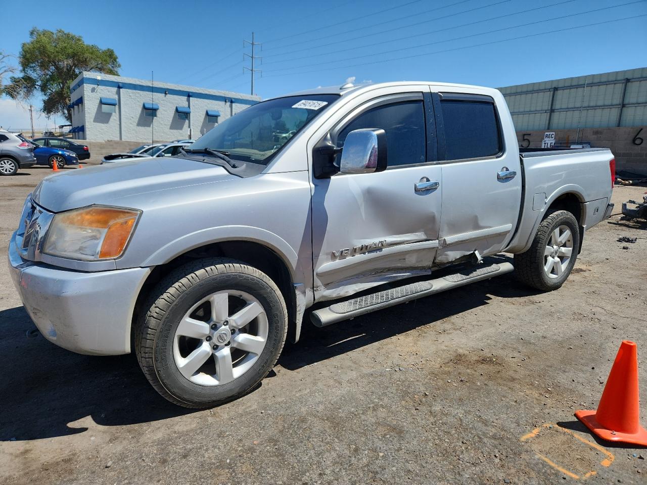 2011 Nissan Titan s