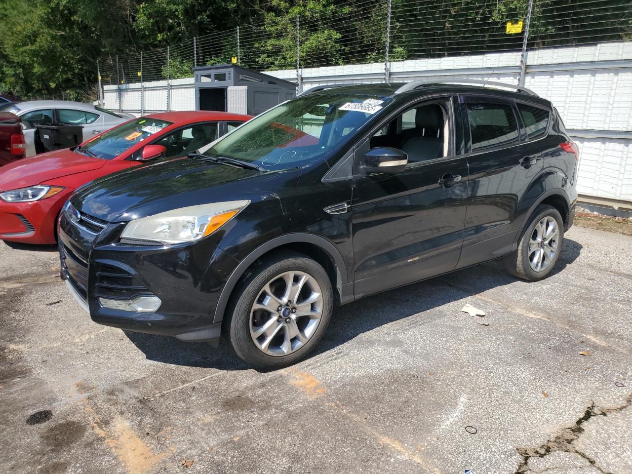 2016 Ford Escape tit