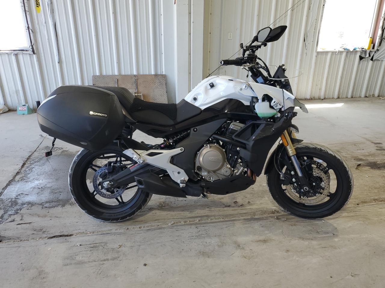 Cf moto 650 adventura