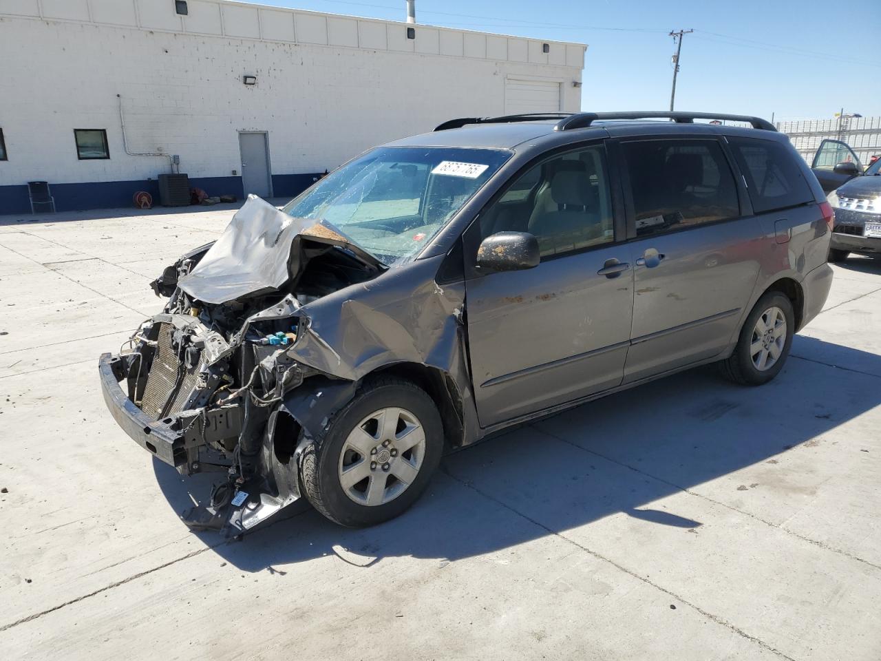 2004 Toyota Sienna ce