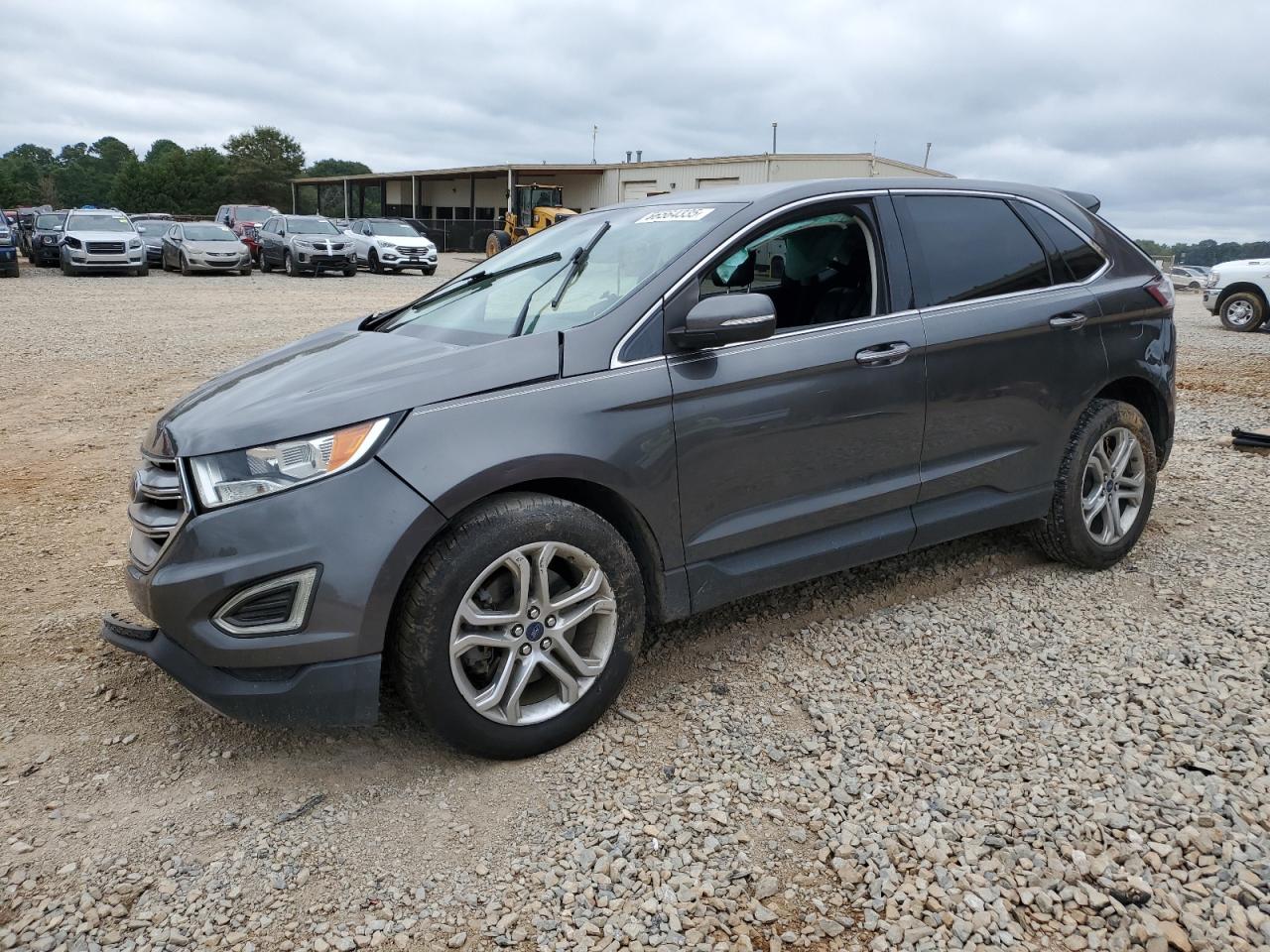 2017 Ford Edge titanium