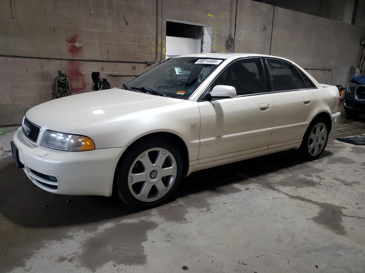 Audi S4 2.7 qua