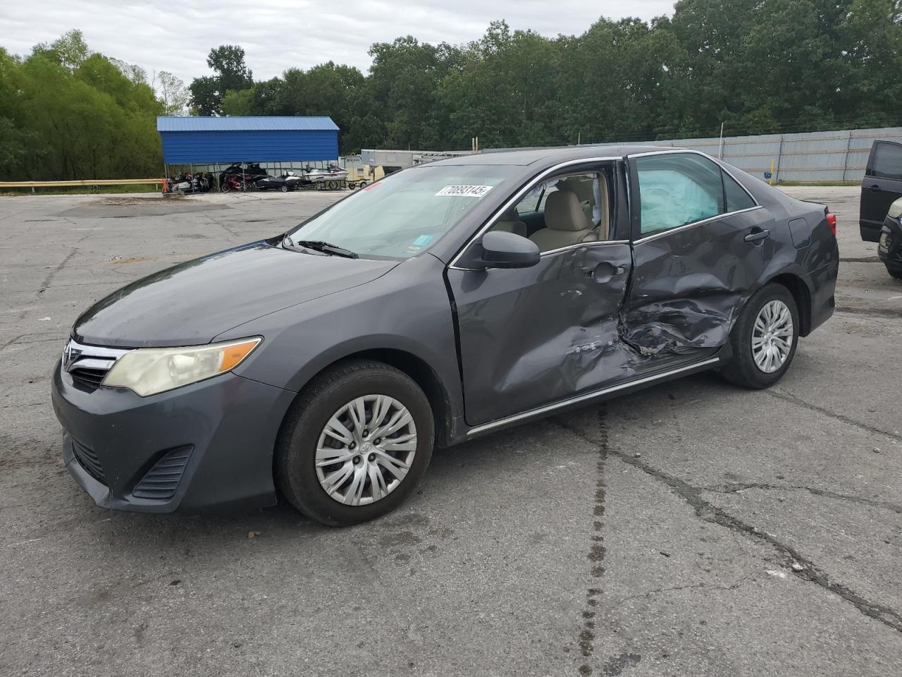 2013 Toyota Camry l