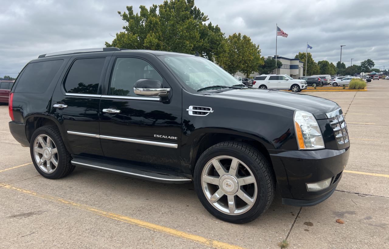 2011 Cadillac Escalade l
