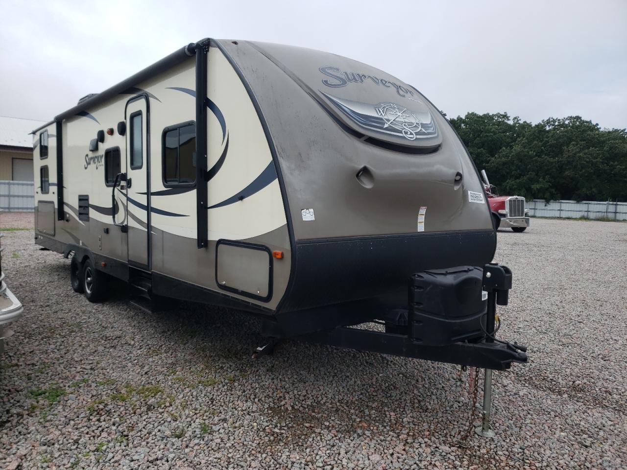 2016 Wildwood Surveryor