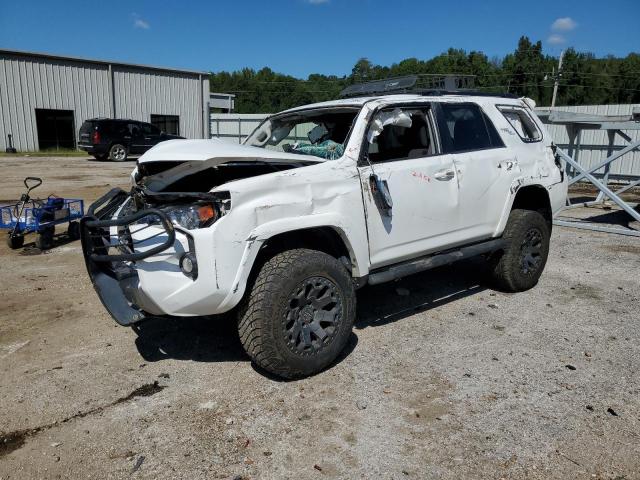2019 TOYOTA 4RUNNER SR
