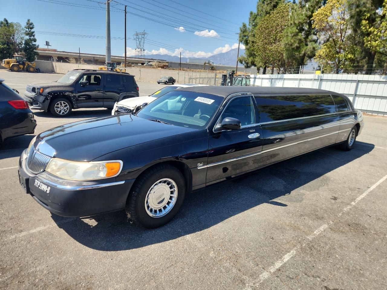 2002 Lincoln Town car executive