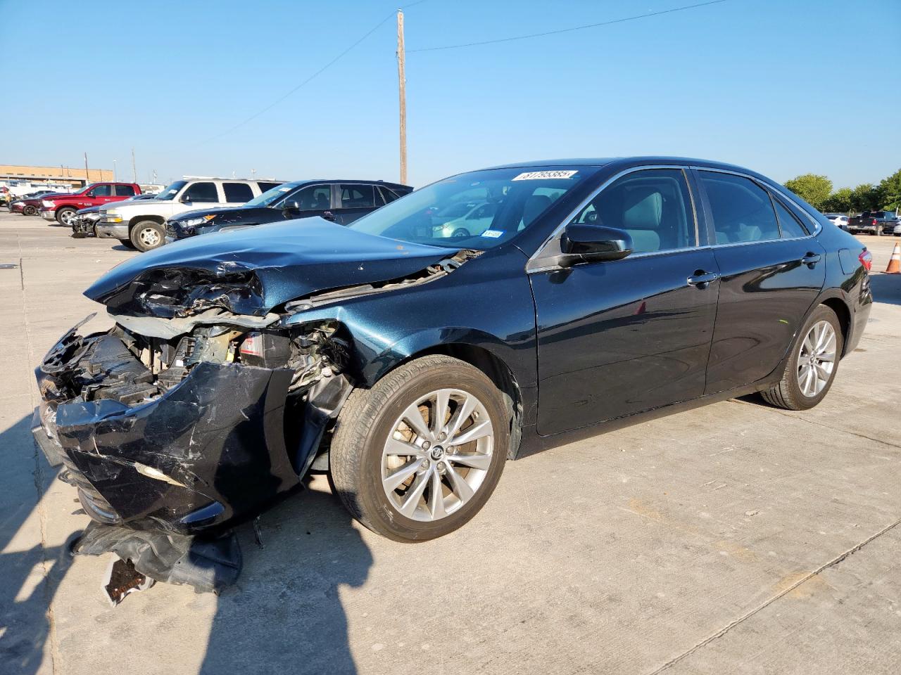 2016 Toyota Camry le