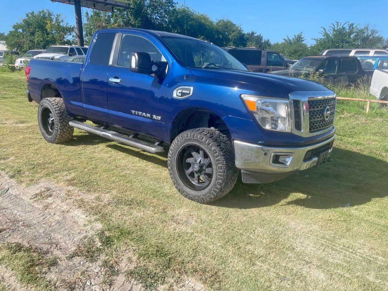 2017 Nissan Titan xd s