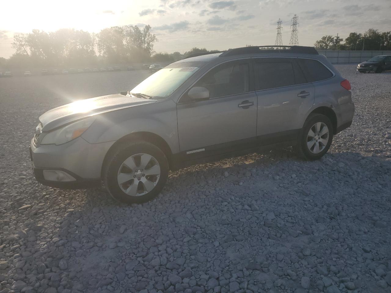 2010 Subaru Outback 2.5i premium