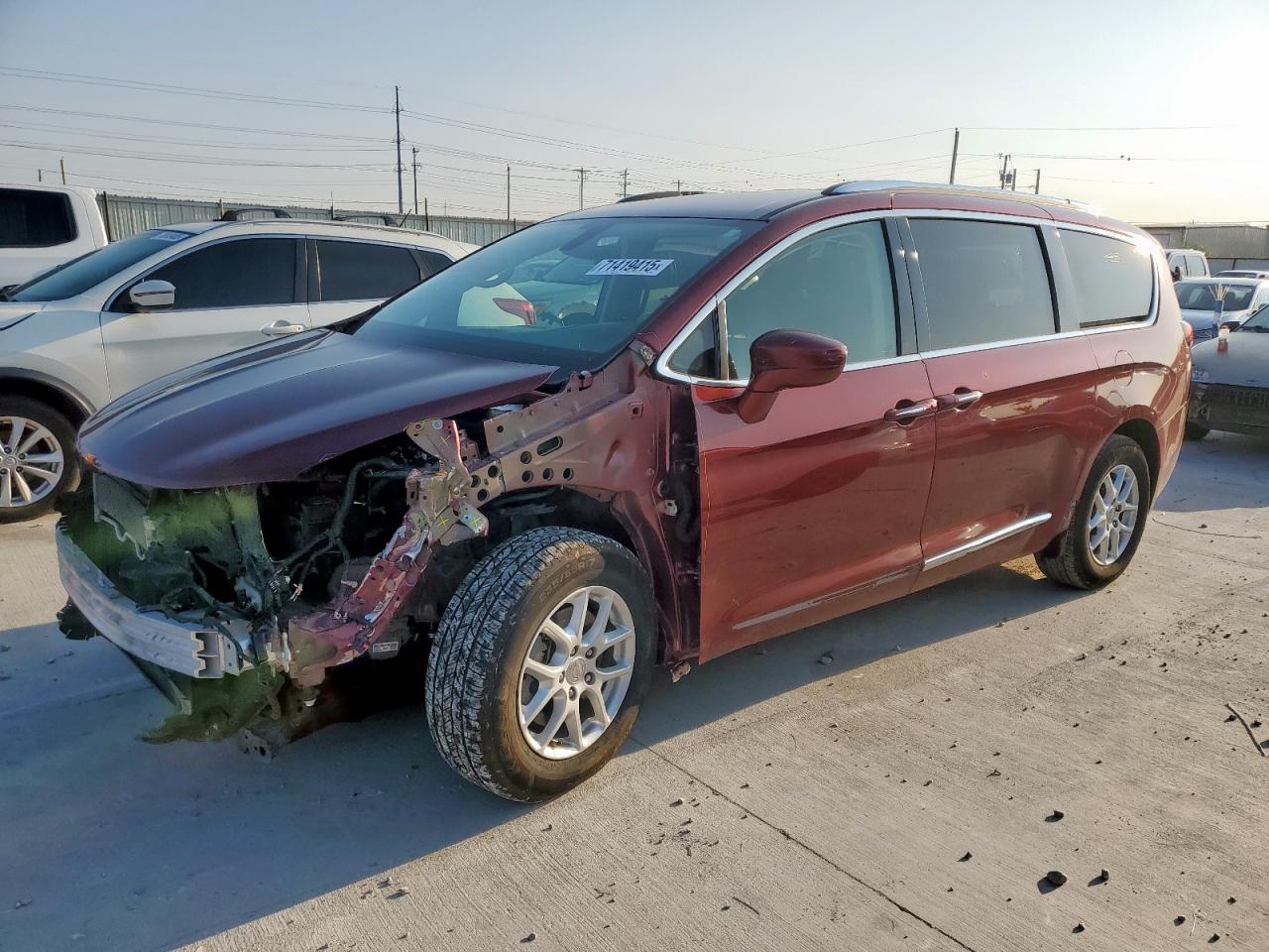 2020 Chrysler Pacifica touring l