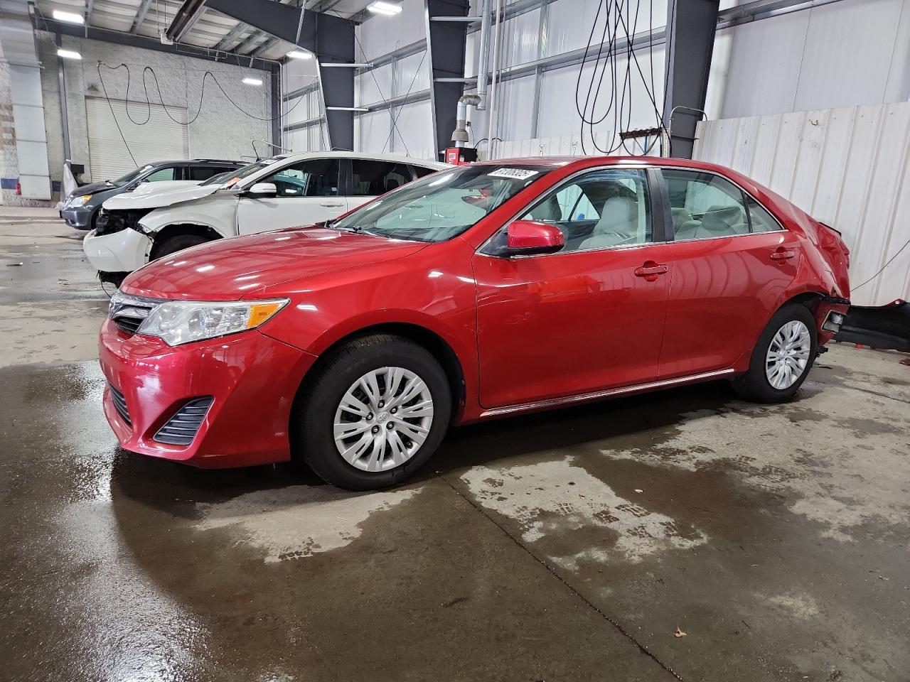 2013 Toyota Camry l