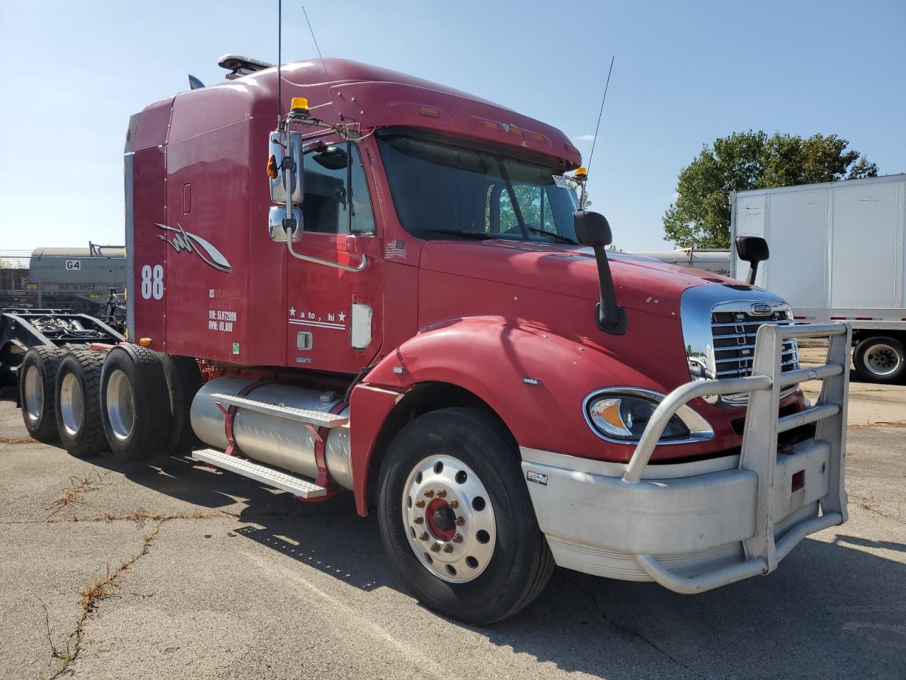 2005 Freightliner Columbia 1