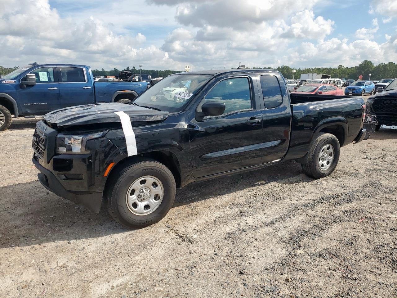 2024 Nissan Frontier s