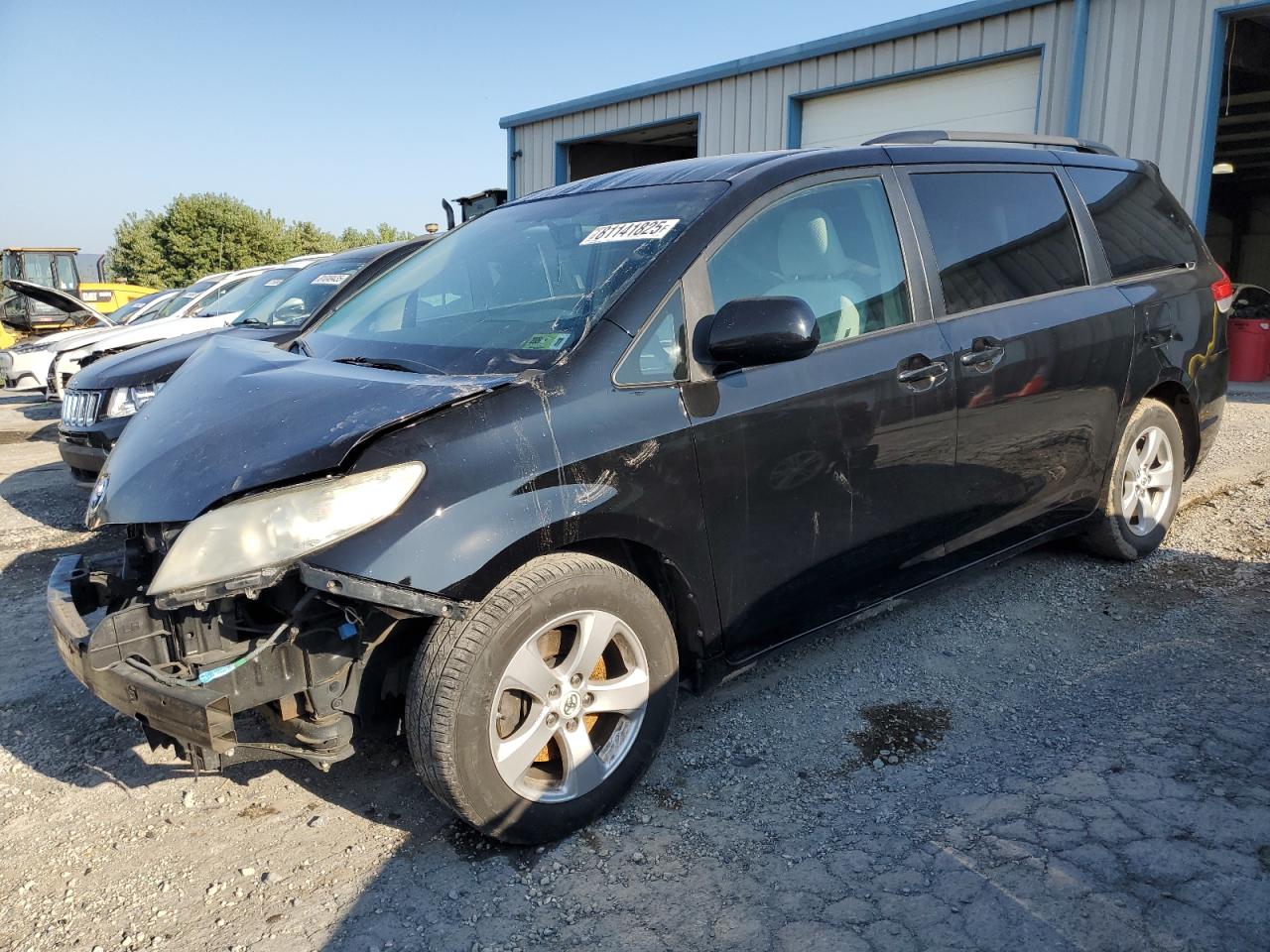 2011 Toyota Sienna le
