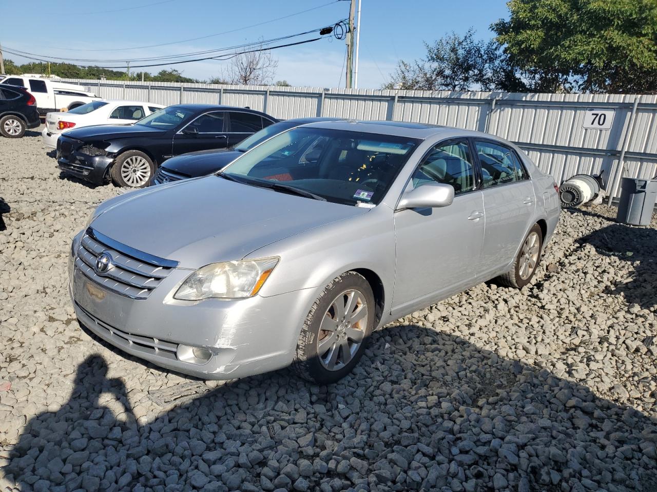 2005 Toyota Avalon xl