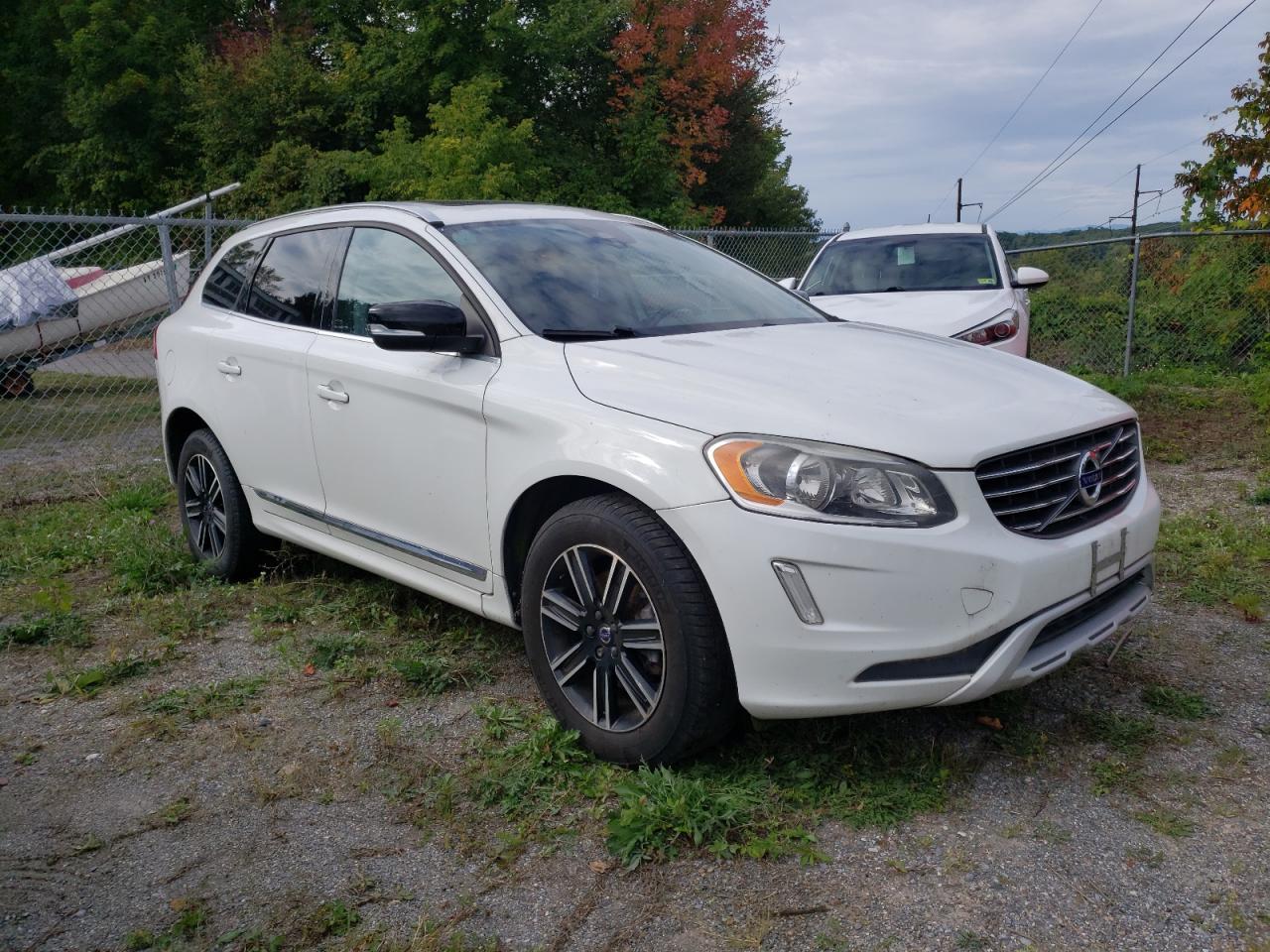 2017 Volv Xc60 t5 dynamic