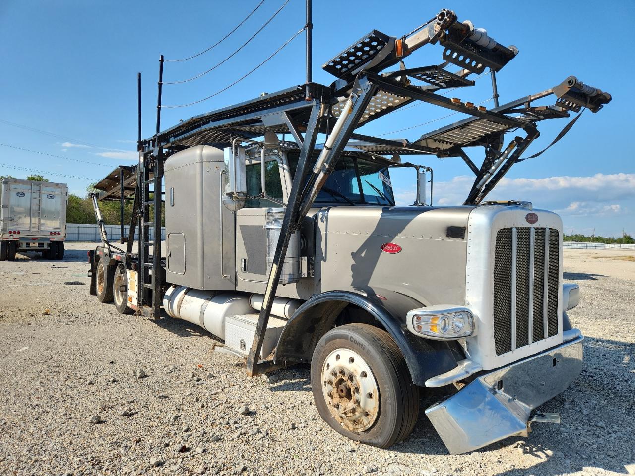 2013 Peterbilt 388