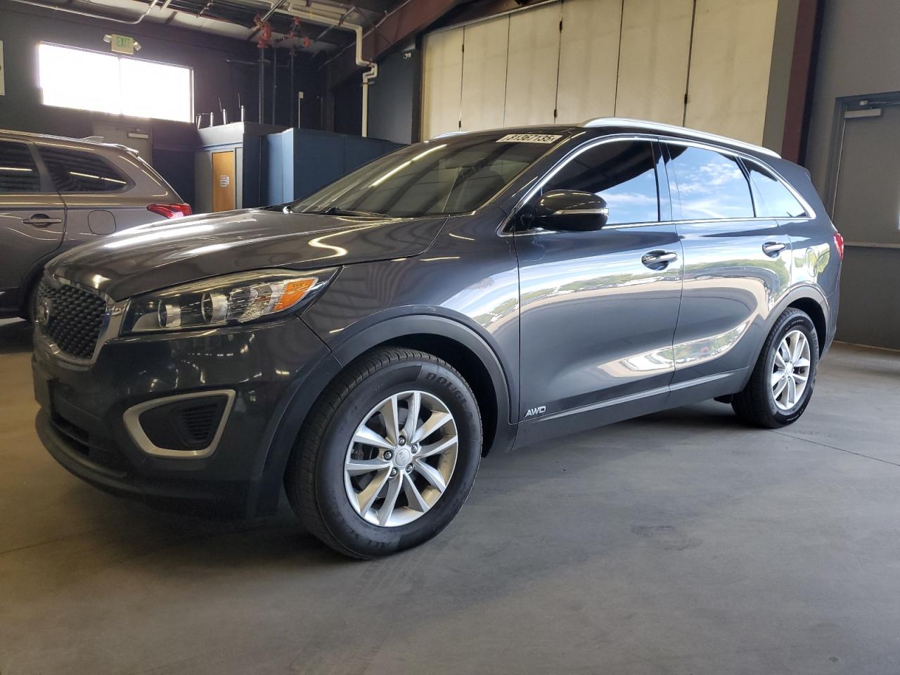 2018 Kia Sorento lx