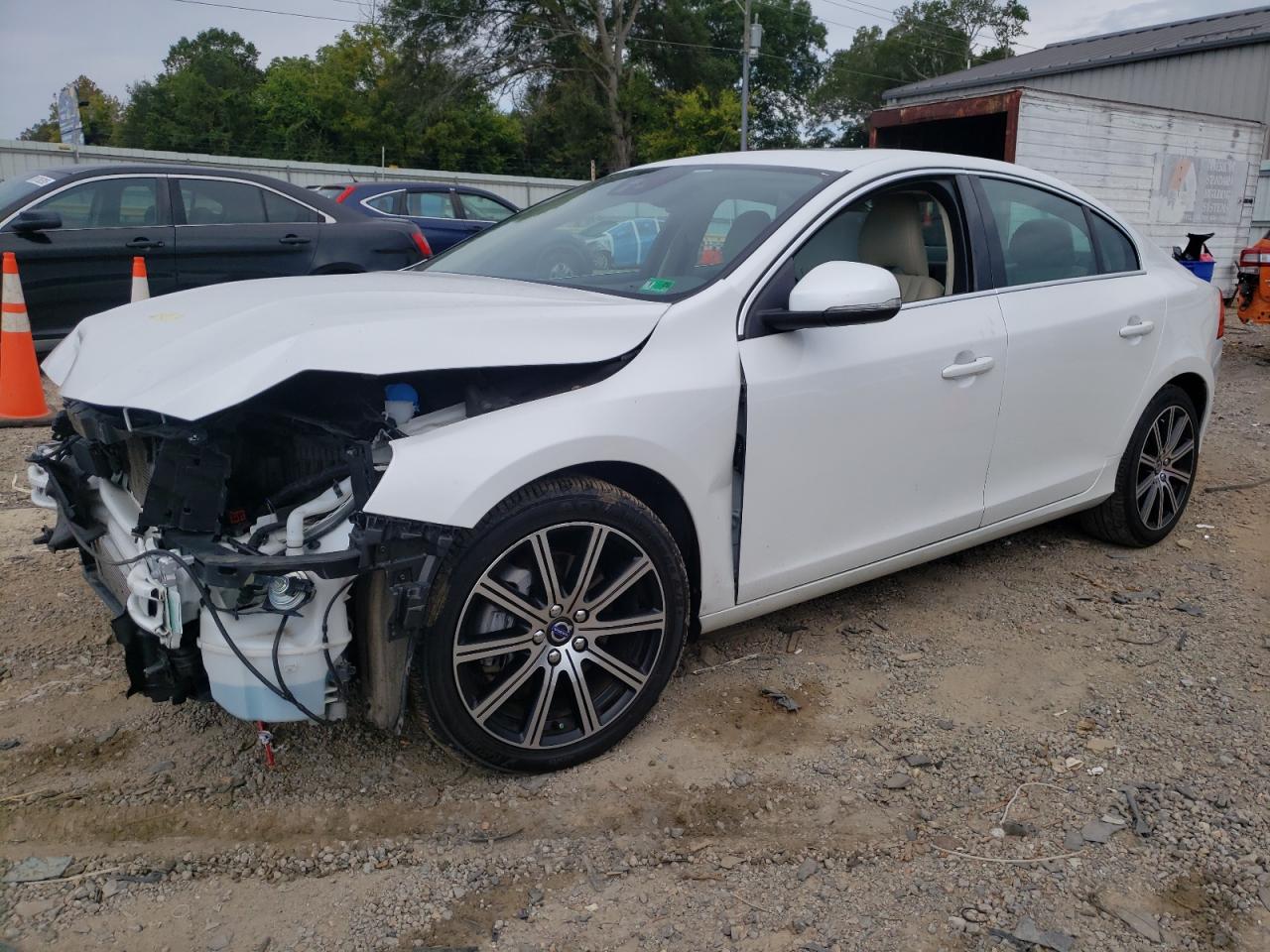 2017 Volvo S60 platinum