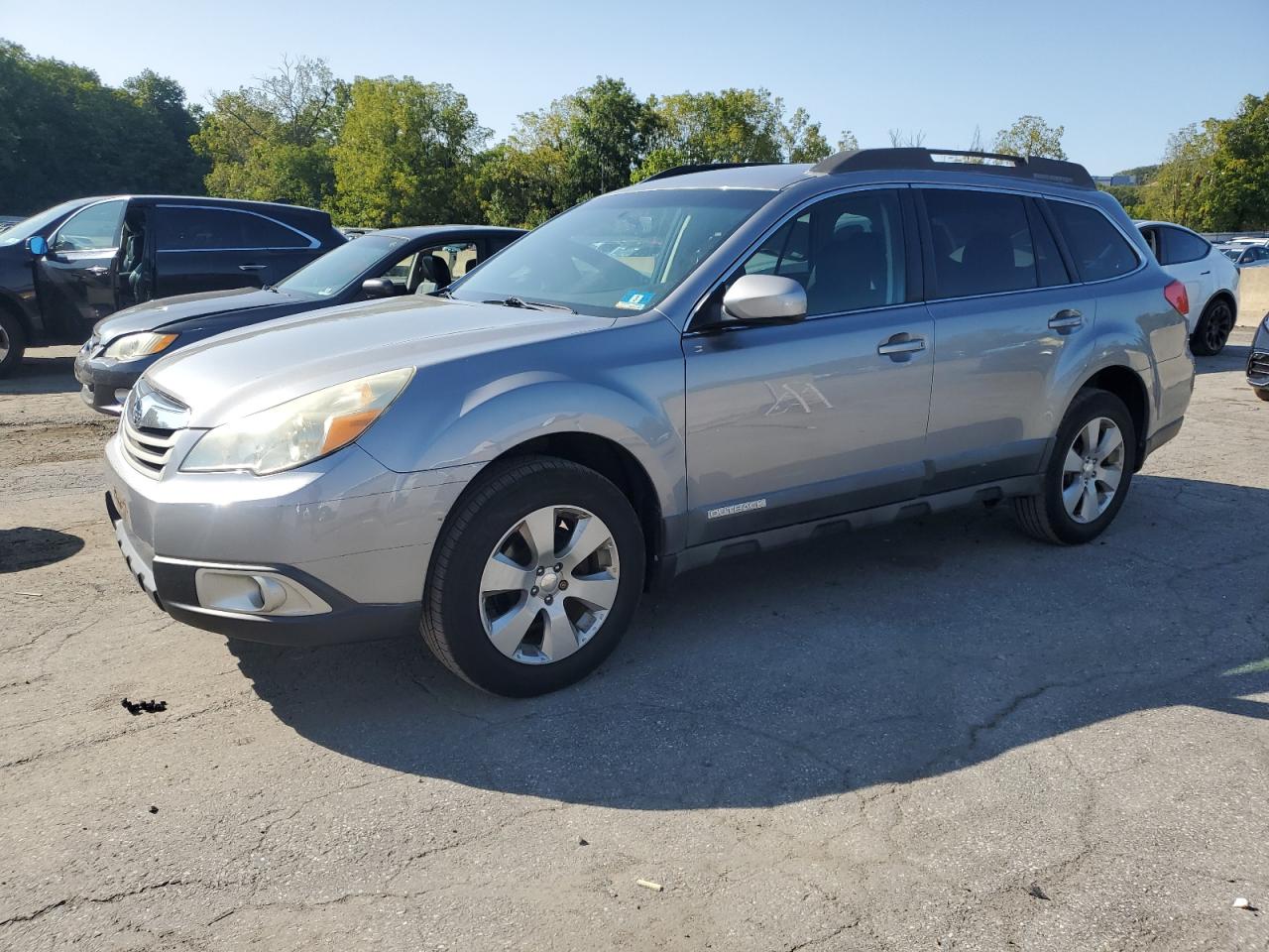 2010 Subaru Outback 2.
