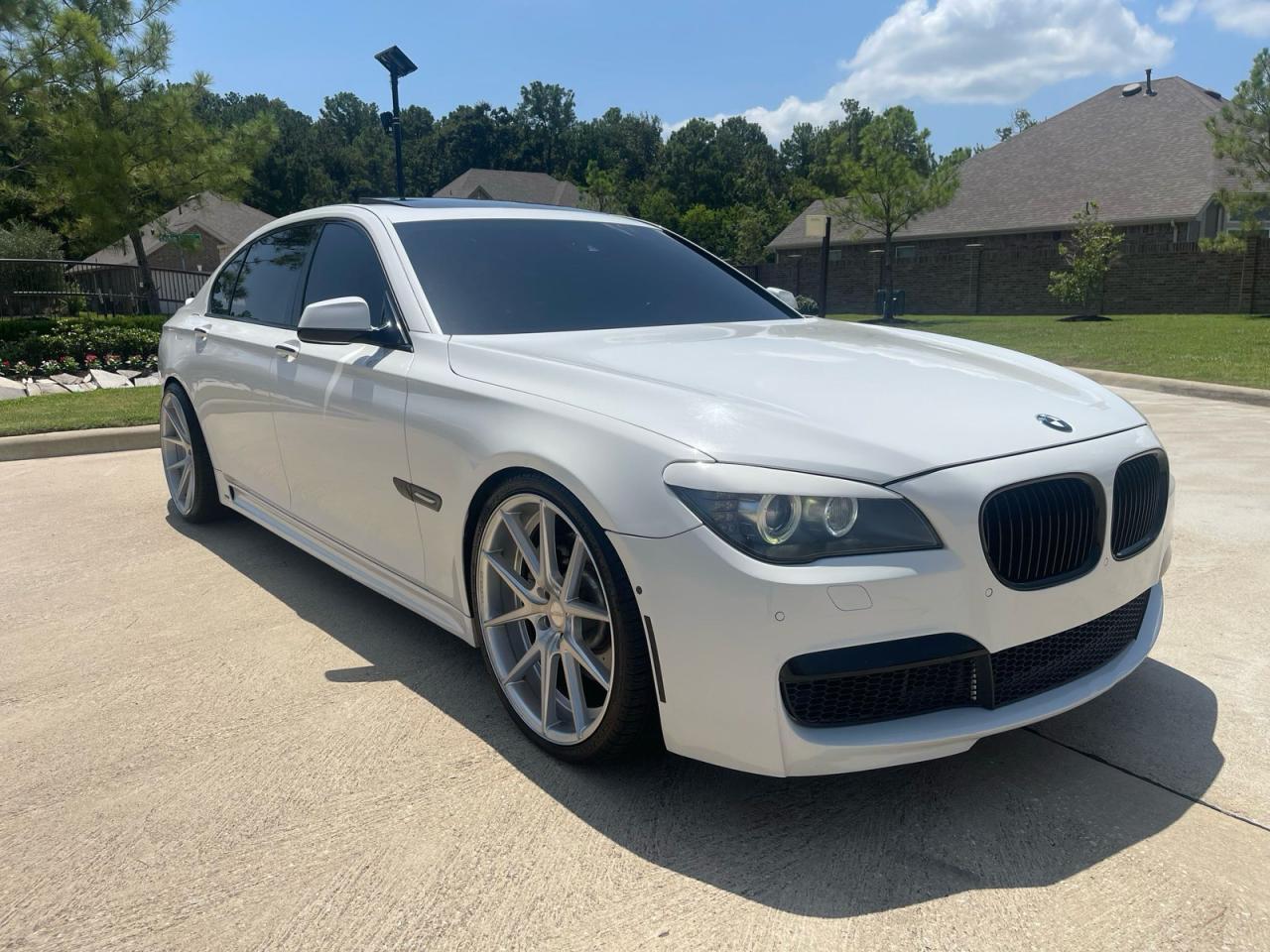 2010 BMW 750 li
