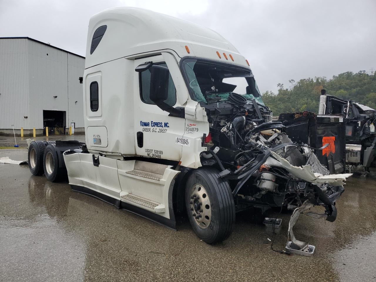 2024 Freightliner Cascadia 1