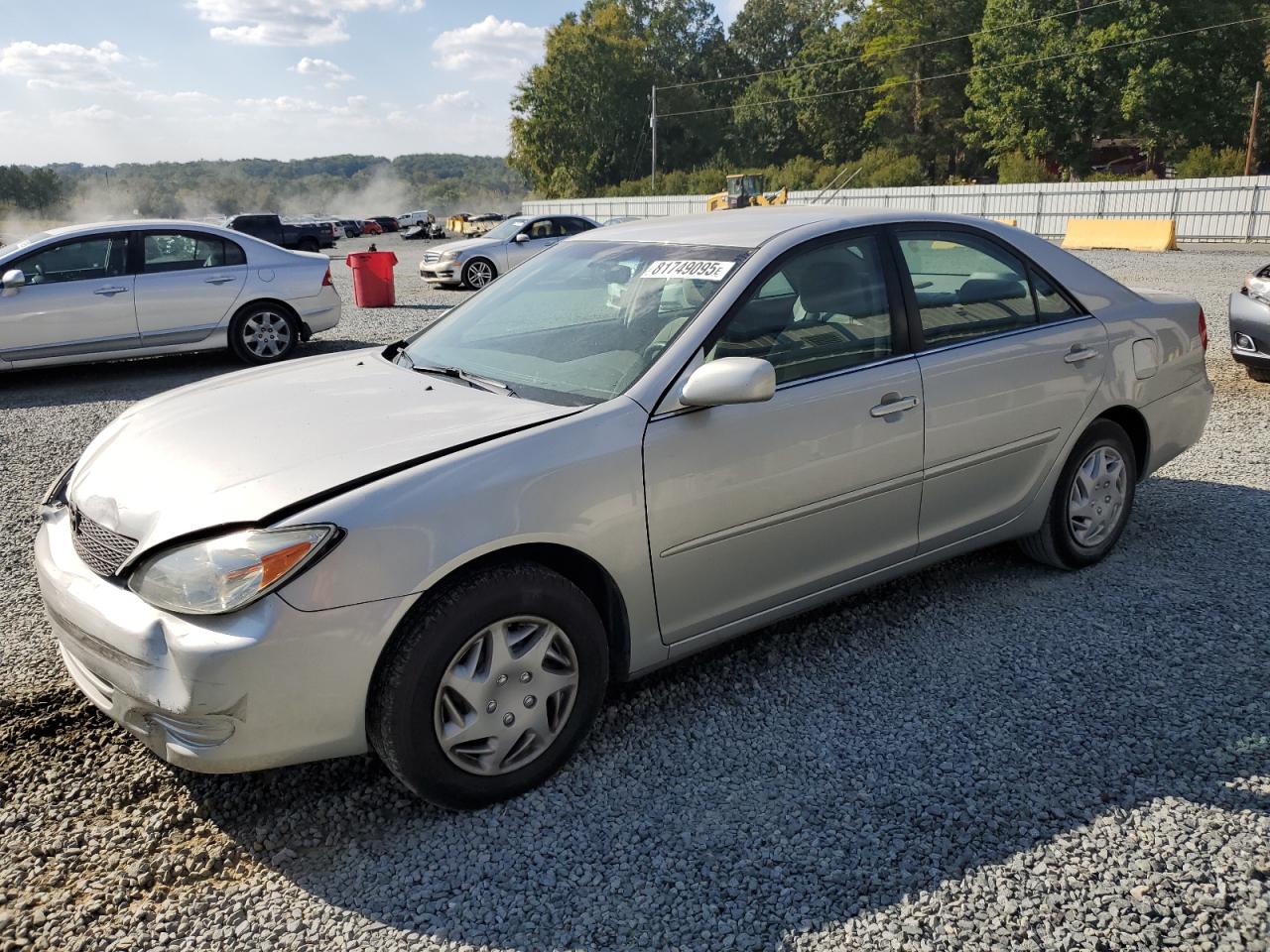 2004 Toyota Camry le