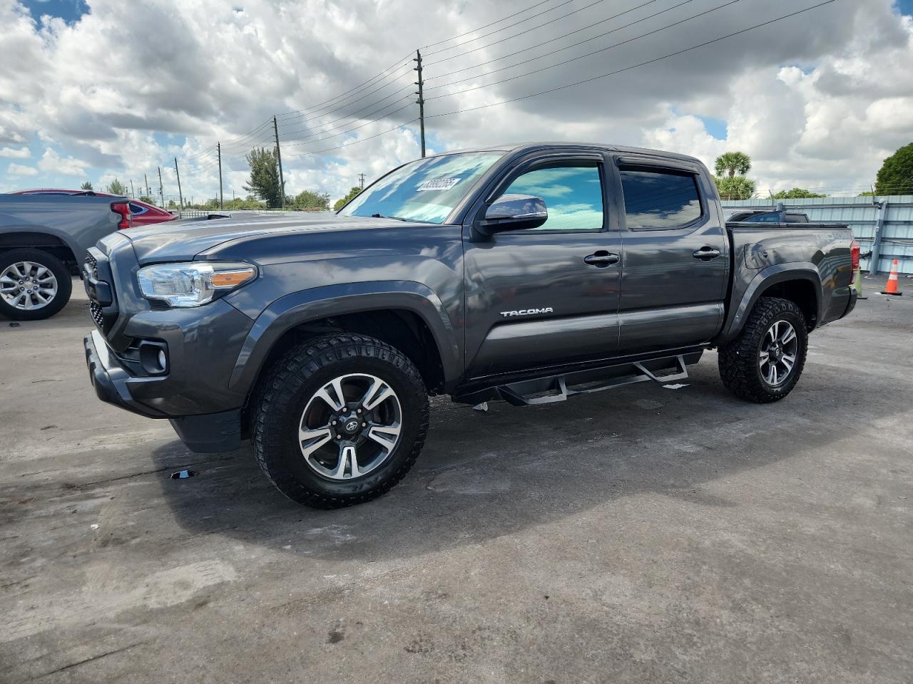 2018 Toyota Tacoma dou