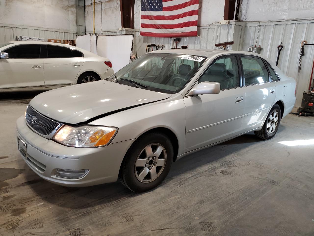2001 Toyota Avalon xl