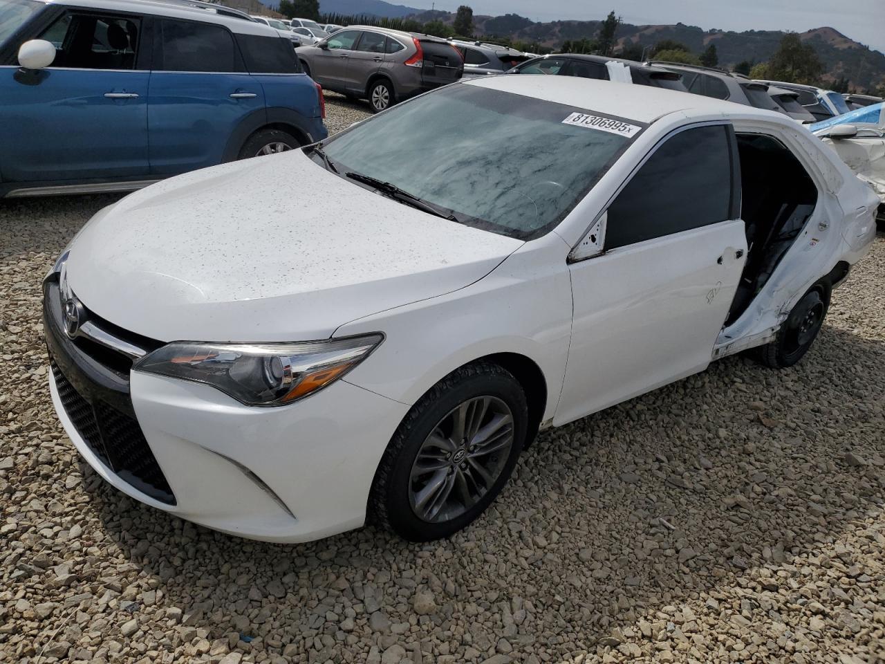2015 Toyota Camry le