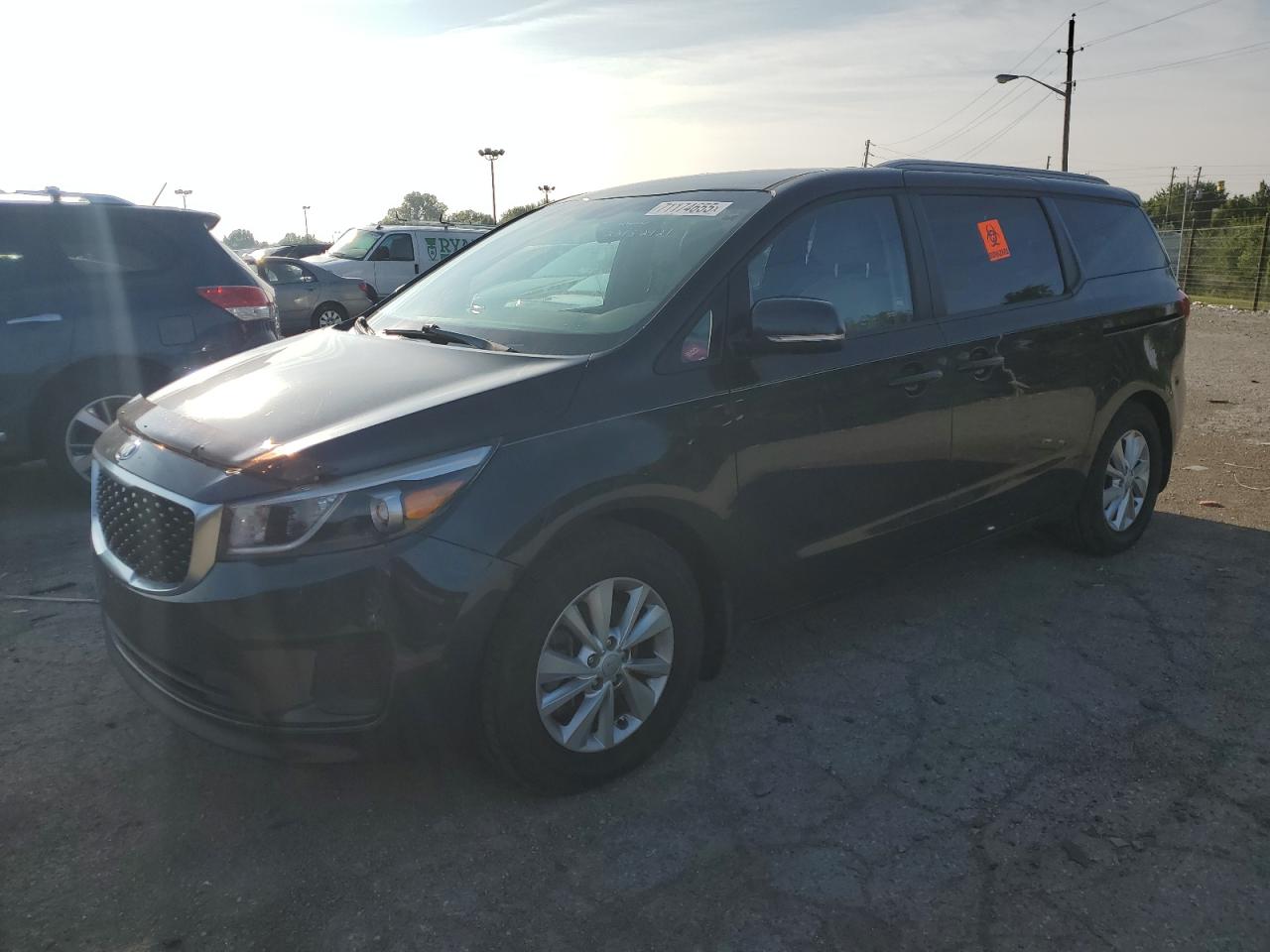2016 Kia Sedona lx