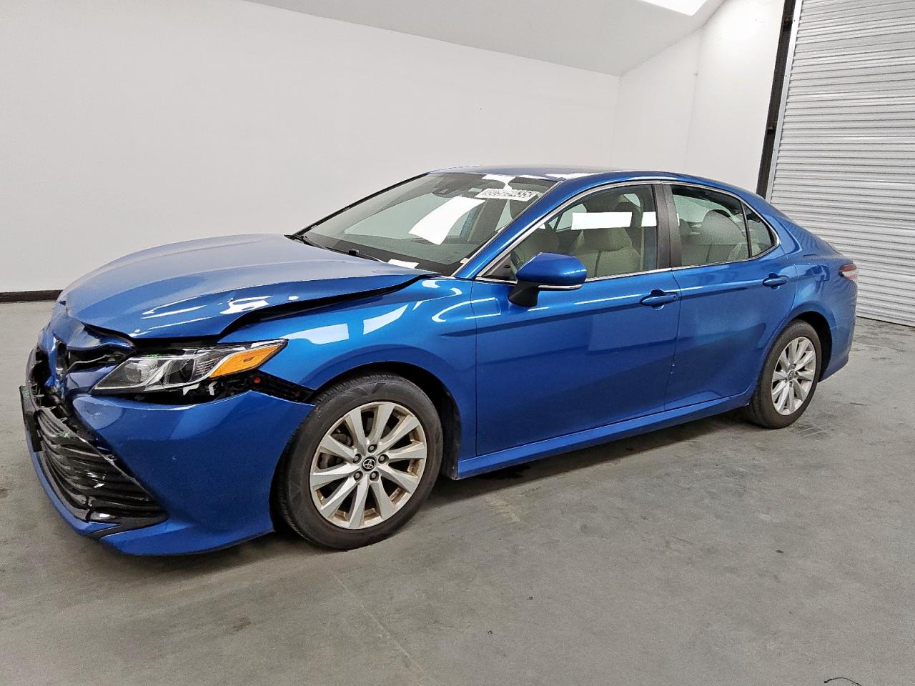 2020 Toyota Camry le