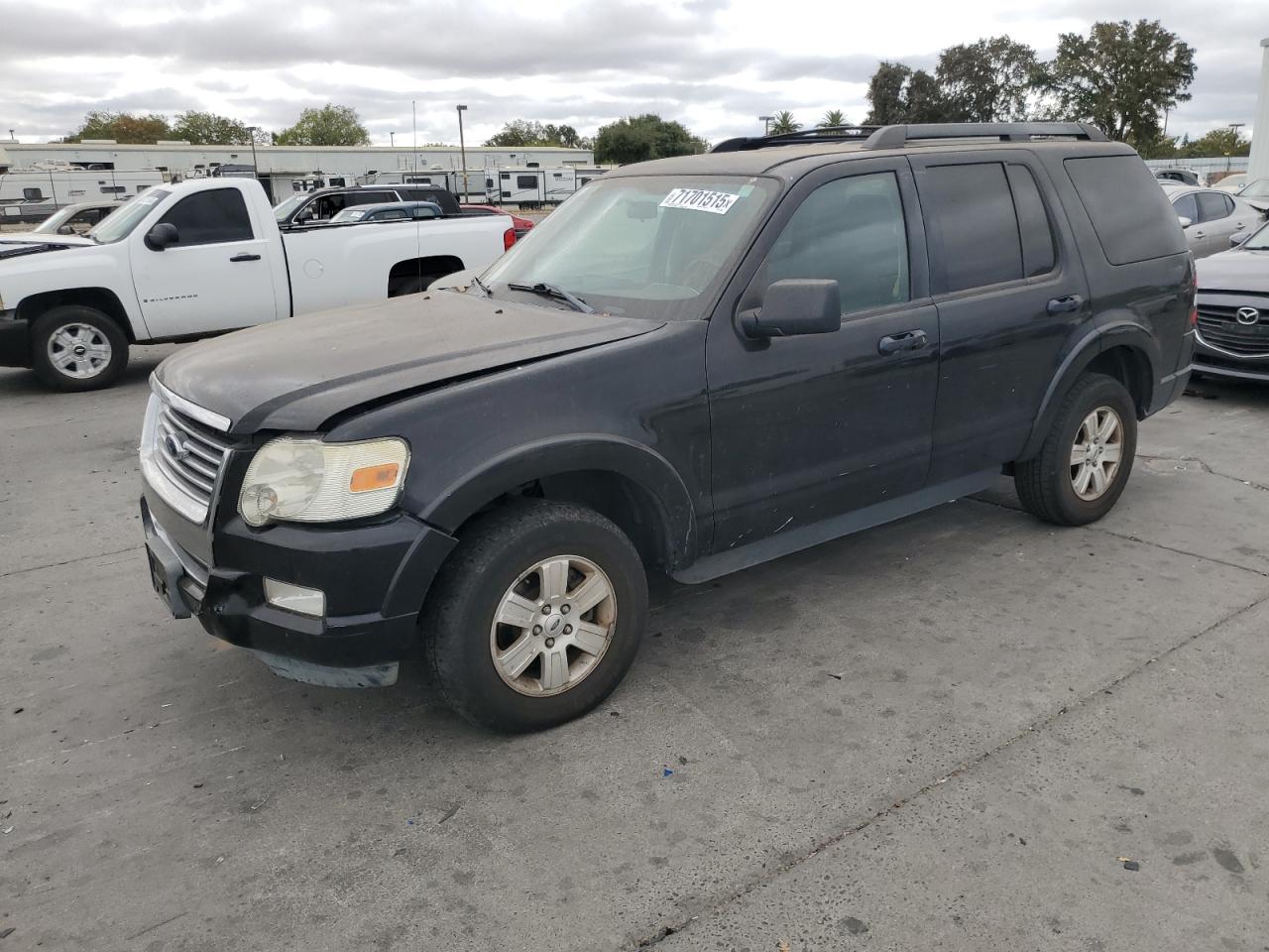 2010 Ford Explorer x