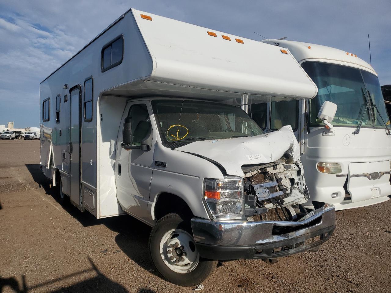 2019 Ford Econoline e350 super duty cutaway van