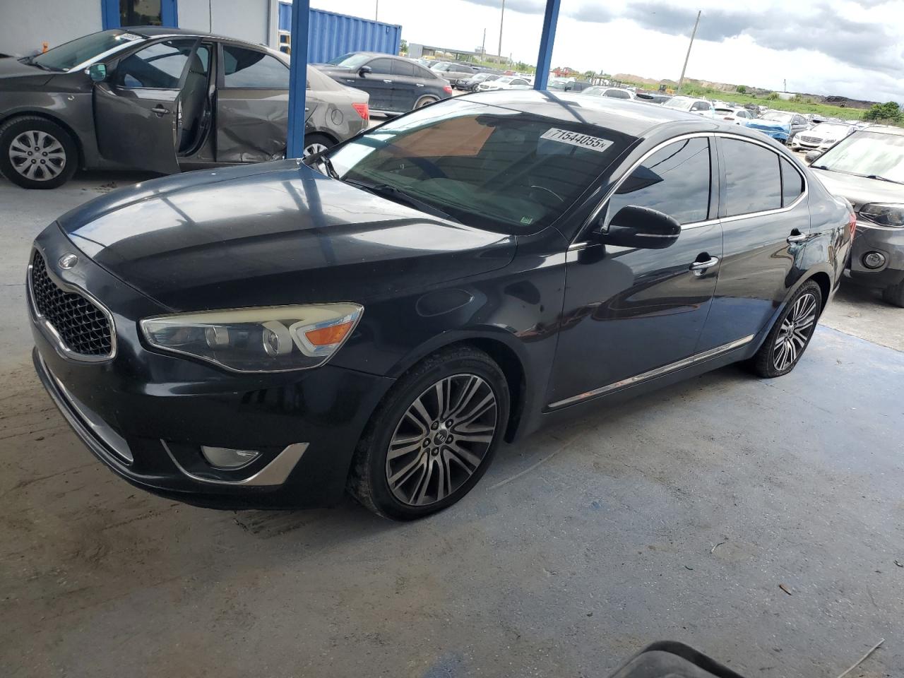 2014 Kia Cadenza pr