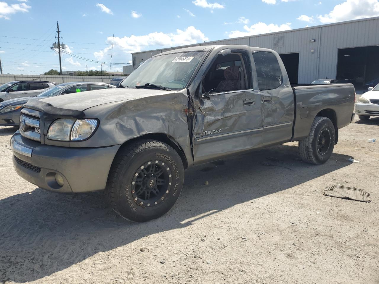 2003 Toyota Tundra acc