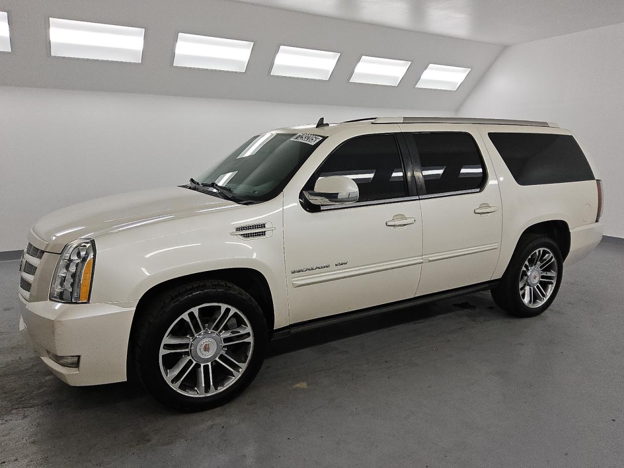 2013 Cadillac Escalade e