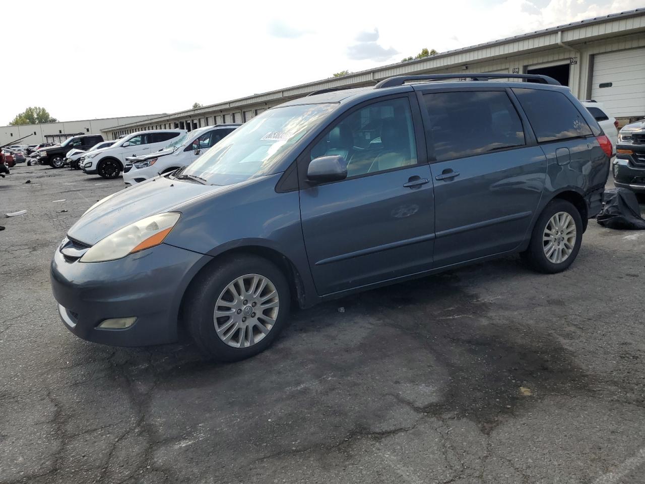 2010 Toyota Sienna xle