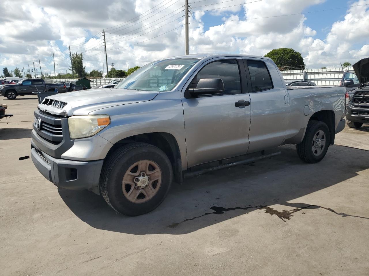 2014 Toyota Tundra double cab sr