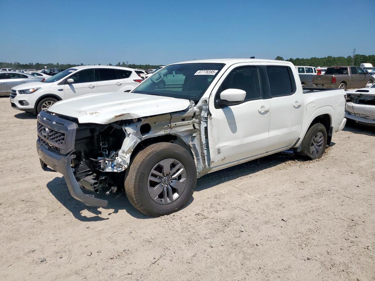 2025 Nissan Frontier s