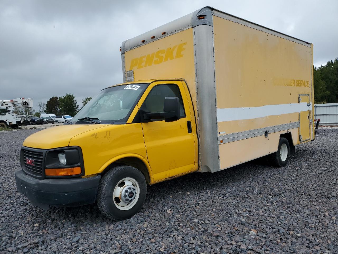 2011 Gmc Savana cut