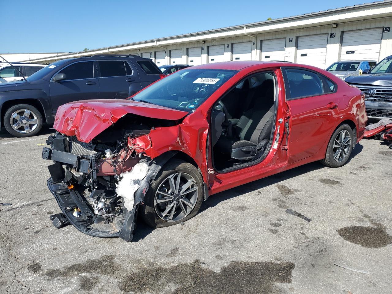 2023 Kia Forte lx