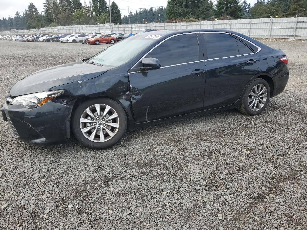 2016 Toyota Camry le